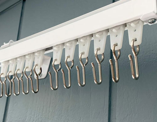 I Curtain Track